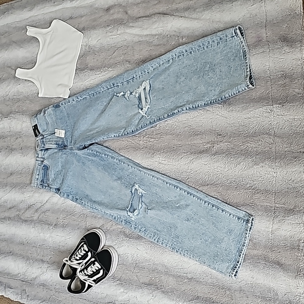 Express Brand 90s Wide Leg Super High Rise Jeans